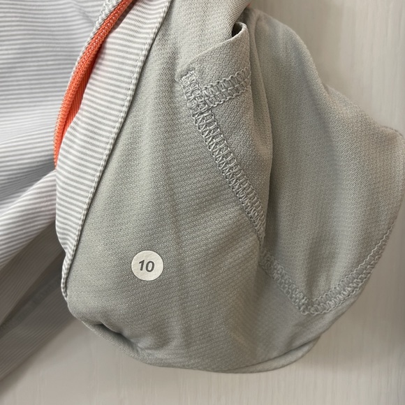 EUC. Lululemon size 10 - 1/2 zip jacket. - Picture 4 of 6